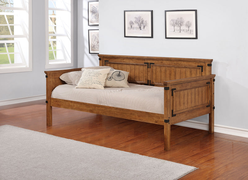 Oakdale Daybed