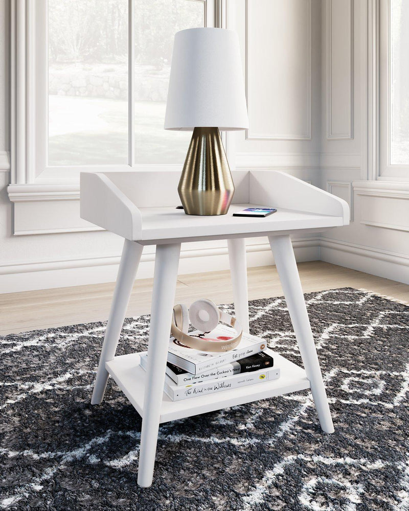 Blariden Accent Table - Furniture Center (NY)