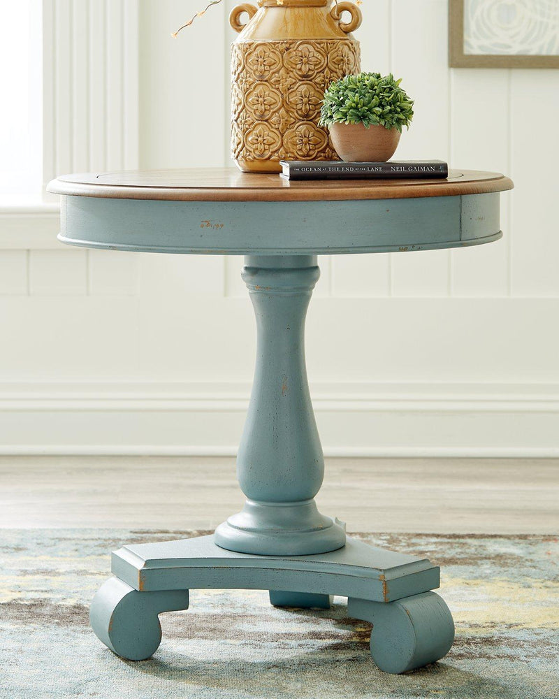 Mirimyn Accent Table