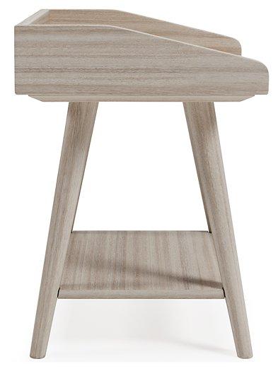 Blariden Accent Table - Furniture Center (NY)